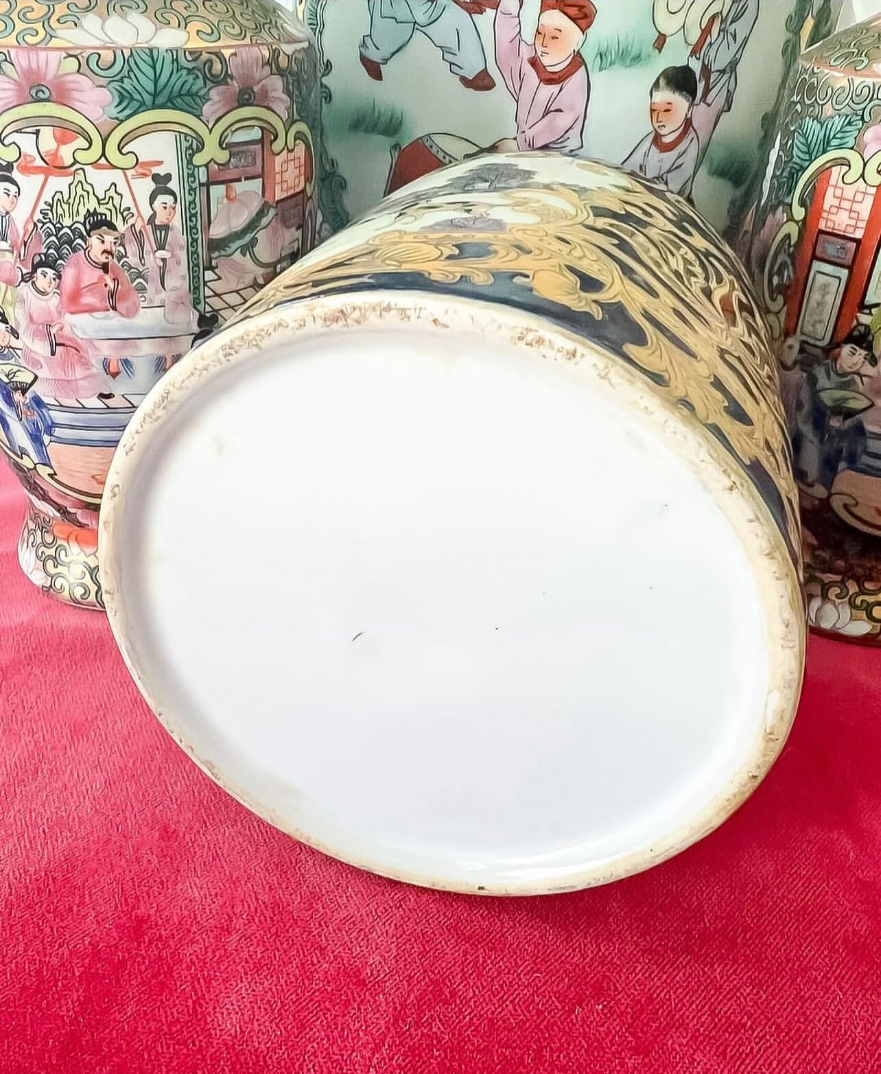 Vintage hunt scene canister/tea caddy