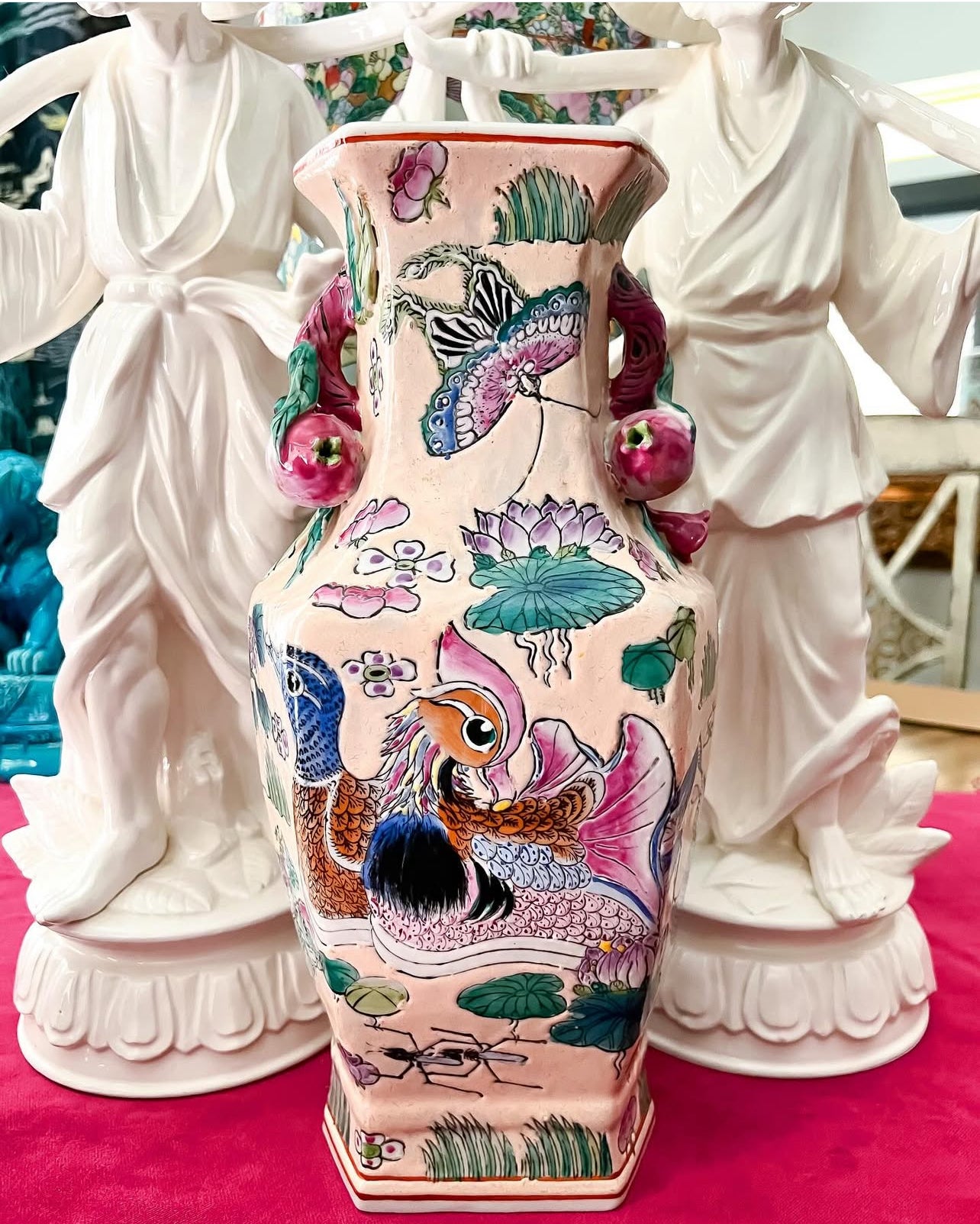Vintage chinoiserie vase