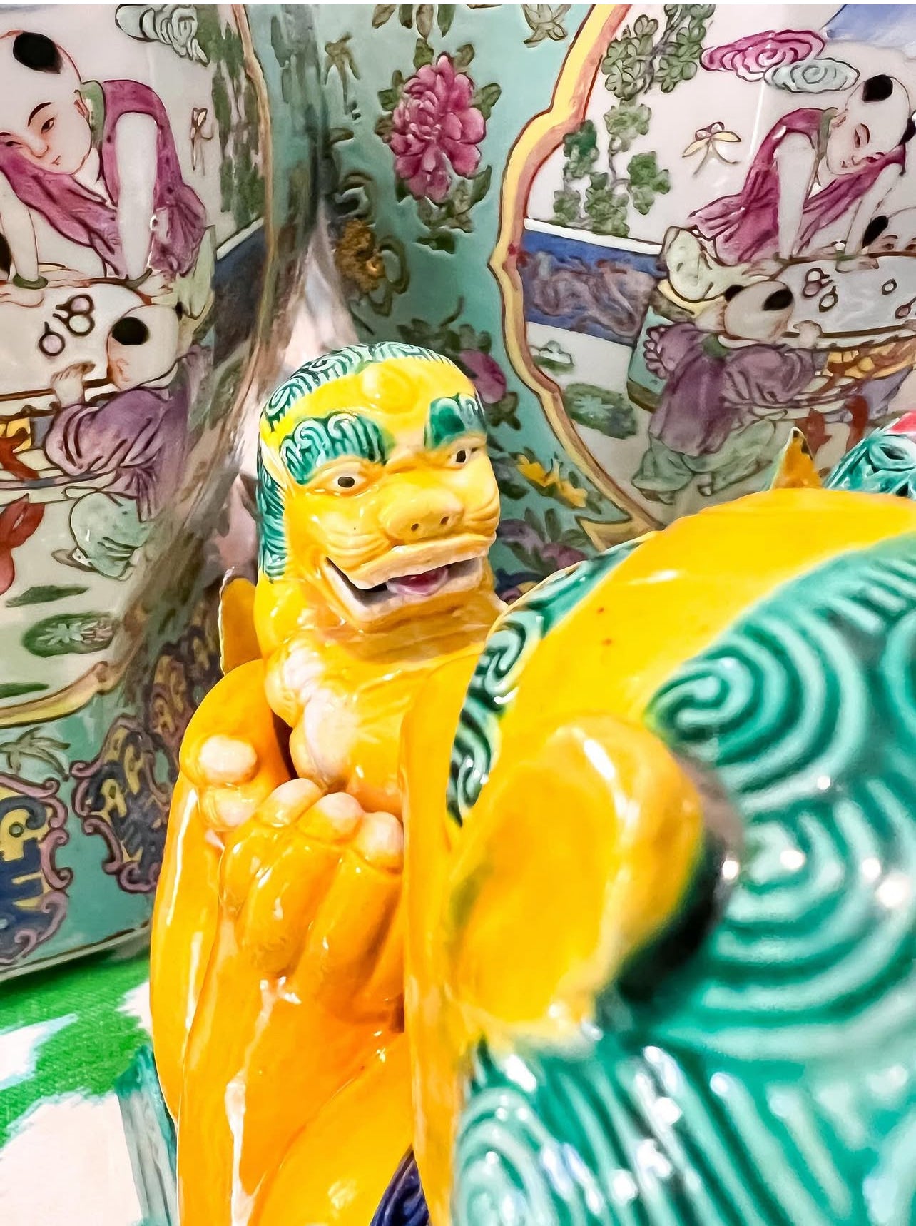 Foo dogs
