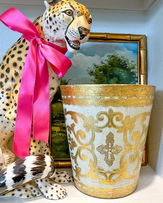 Florentine waste basket